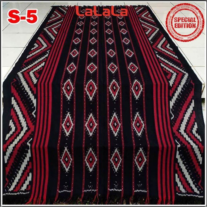 Kain Tenun Ikat Blanket Etnik Asli Motif Sumba NTT Asmat Lombok Papua Kalimantan Toraja Bali Jepara