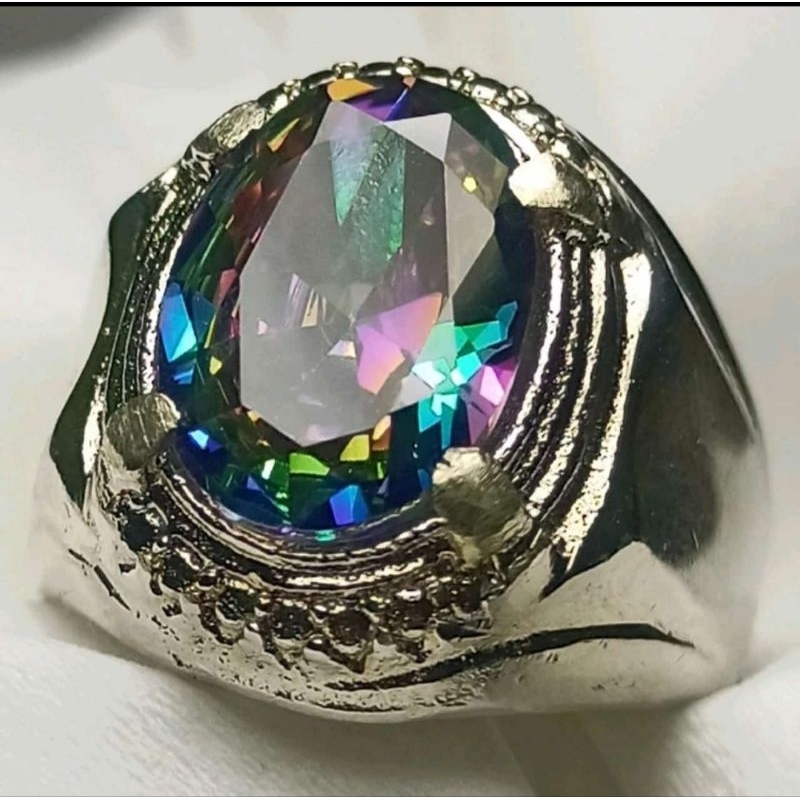 Cincin batu mistik kuar