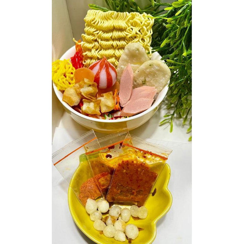 

Seblak instan frozen komplit berat 150gr