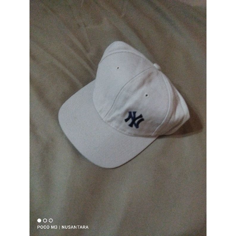 Topi Vintage Youngan MLB NY Yankees