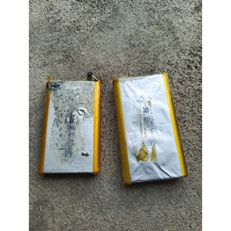 Baterai lithium baterai powerbank batre batrai 10.000 mah minus