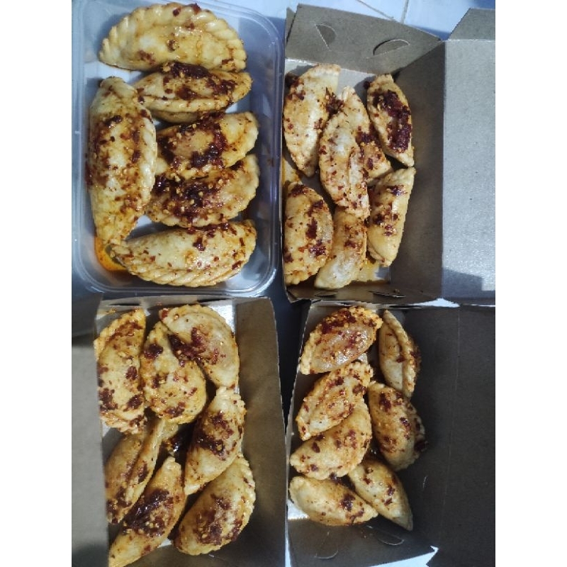 

cireng isi ayam 7pcs Chili oil