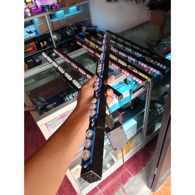 lampu LED rotator mobil truk bus pickup 10 mode 12v dan 24v panjang 75cm
