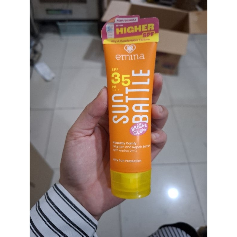 EMINA SUN BATTLE / EMINA SUNBLOCK / EMINA SPF 30 / EMINA Sunscreen wajah