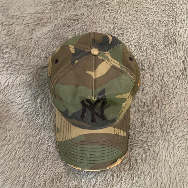 Topi New Era NY Camo 9Forty Damage