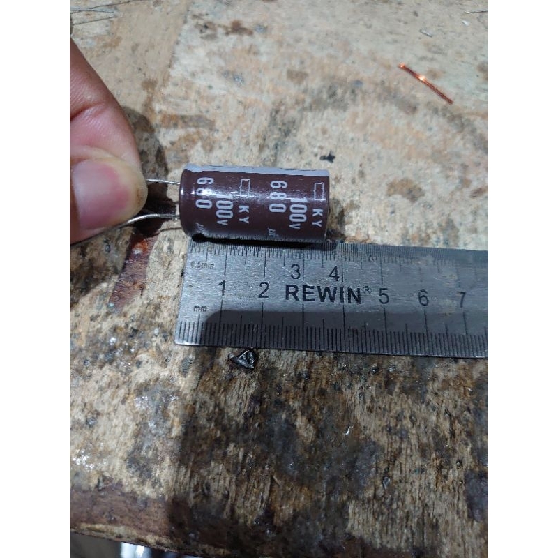 elco 680uf 100v new