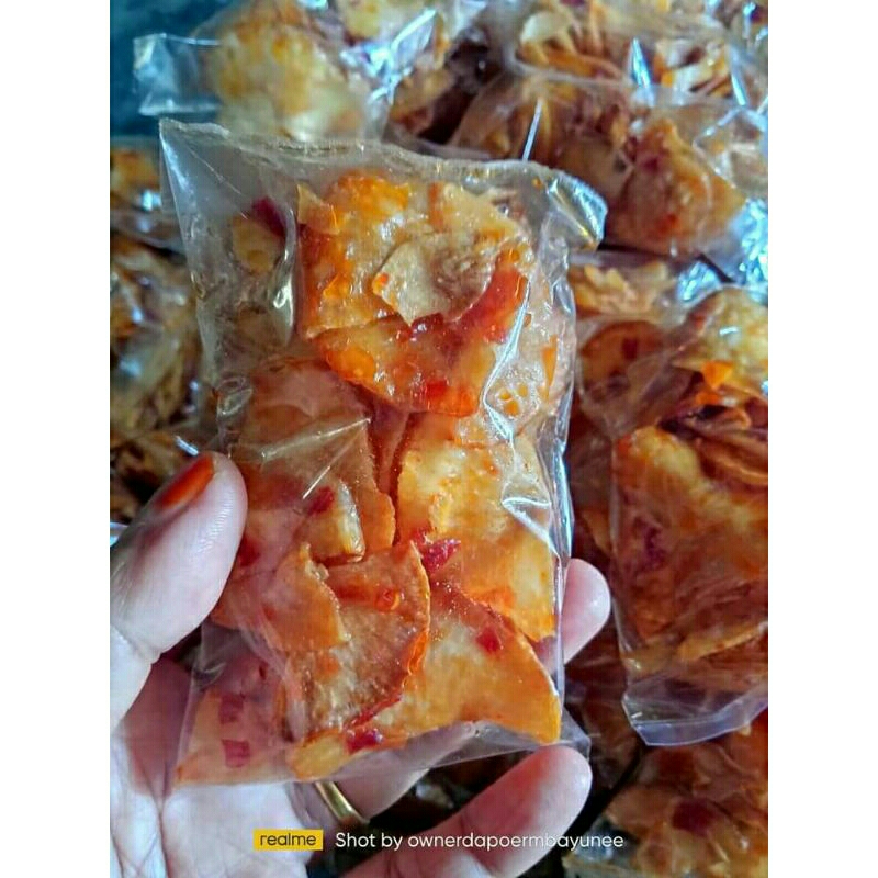 

kripik singkong pedas level 6 (025)