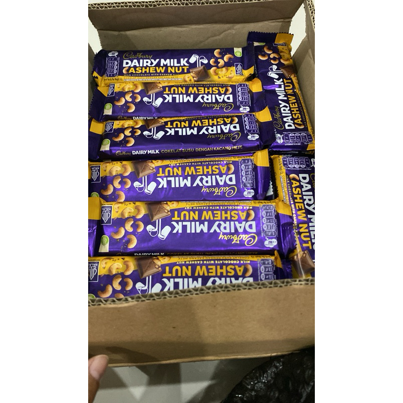 

CADBURY 62g isi 10pc