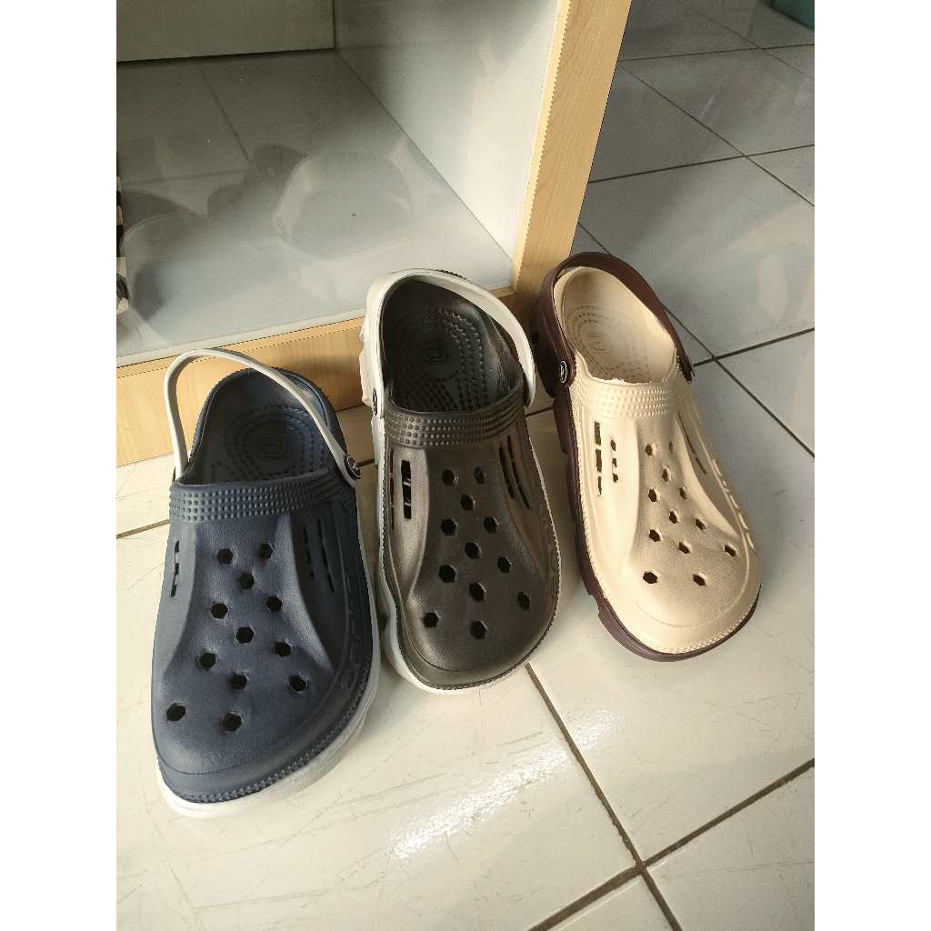 S108- Sendal Baim Crocs Laki-laki Dewasa Sendal Crocs Charms Terbaru sendal Crocs remaja laki-laki s