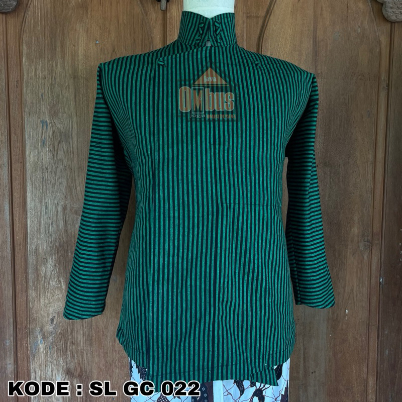 Surjan Lurik Tenun Grade C Kode SL Gc  022| Baju Jawa | baju tradisional | baju lurik | Java Ombus