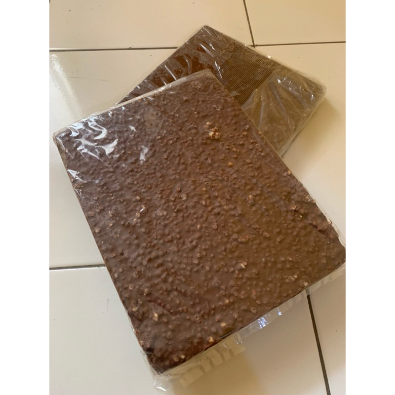 

coklat blok silverqueen 1kg