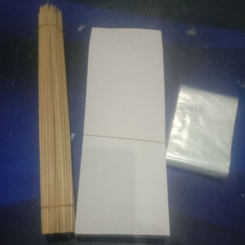 

1 Paket Kemasan Kentang Ulir Masing-masing isi 100pcs