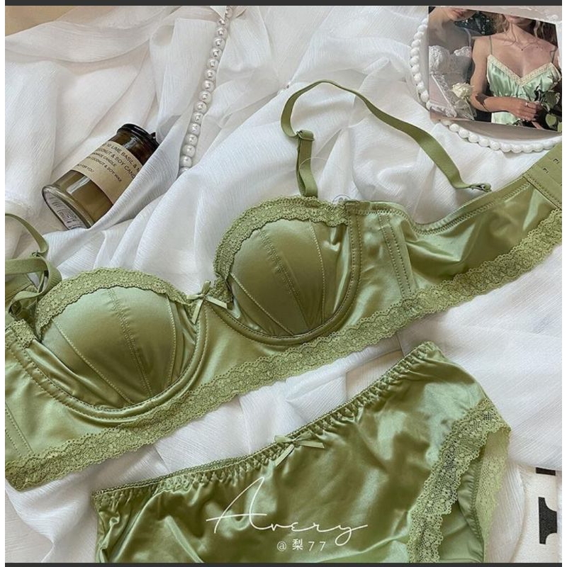 SB03 Set Bra Satin Seserahan BRA dan Celana dalam satin depan belakang pakaian dalam wanita NC