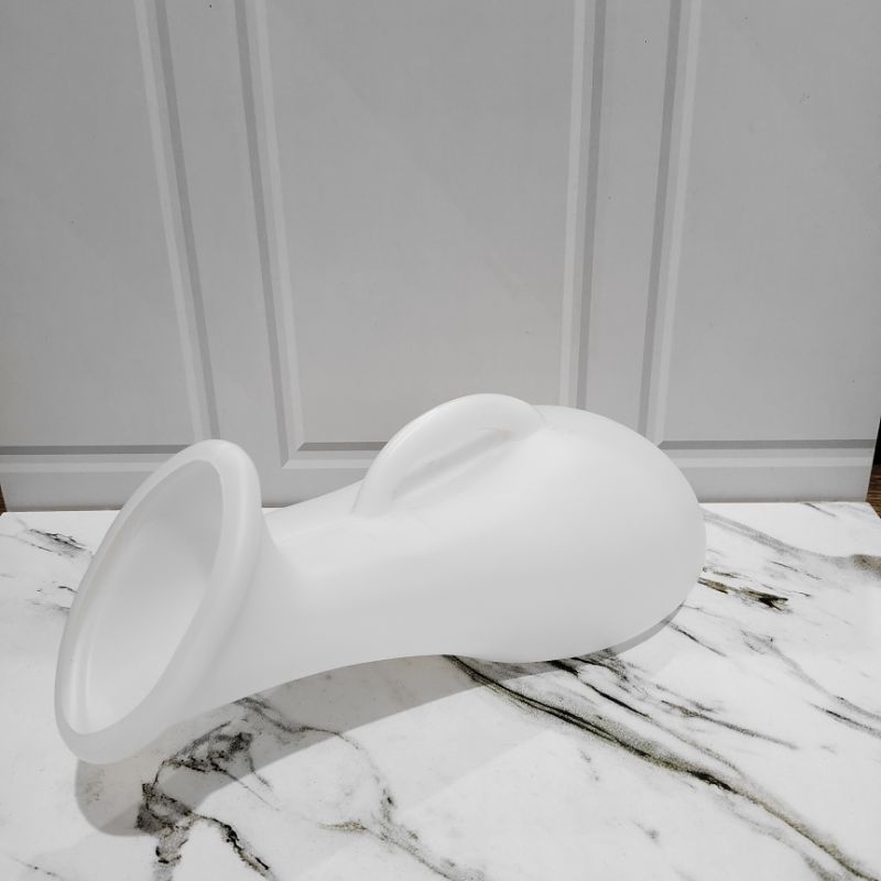 Urinal Cewe / Wadah BAK Wanita Onemed