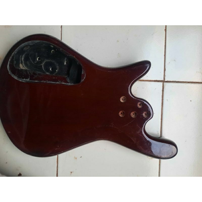 body bass spector 4string pabrikan