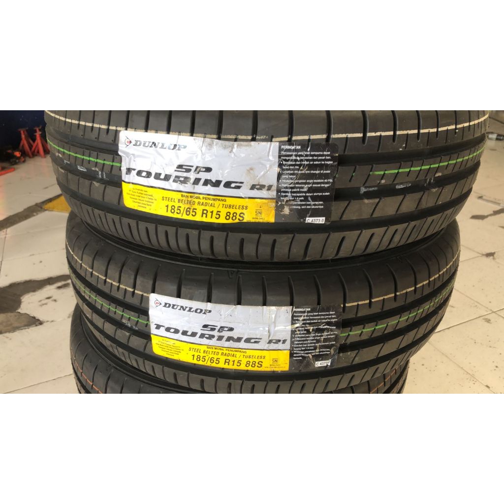 Ban Mobil Dunlop 195/70 R14 SP Touring R1 195/70/14 195 70 14 Kijang Panther Kuda Avanza Innova