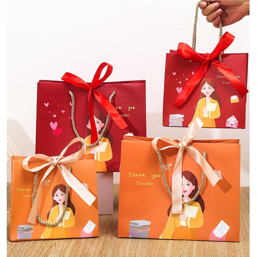 

TAS PAPER BAG / GoodieBag Gift Box Hampers / Tas Hadiah Souvenir Motif Lucu Spesial Hari Guru