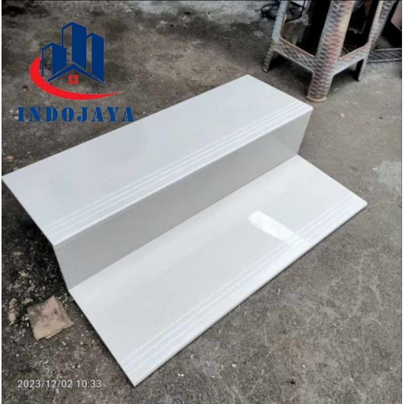 granit tangga 30×90 30×100 motif putih polos keramik stepnosimg lis