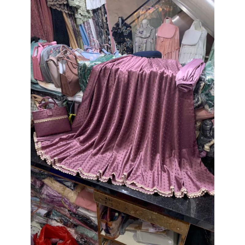 Mukena Uragiri/ Mukena daily silk Uragiri/ Mukena Armani silk Uragiri