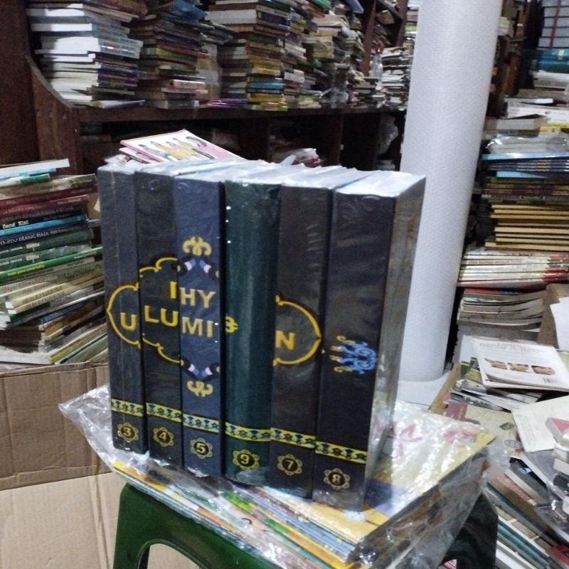 Buku Ihya Ulumiddin Satuan Terjemah Ihya Ulumuddin SET Lengkap Paket Jilid 1 2 3 4 5 6 7 8 9 Hc Imam