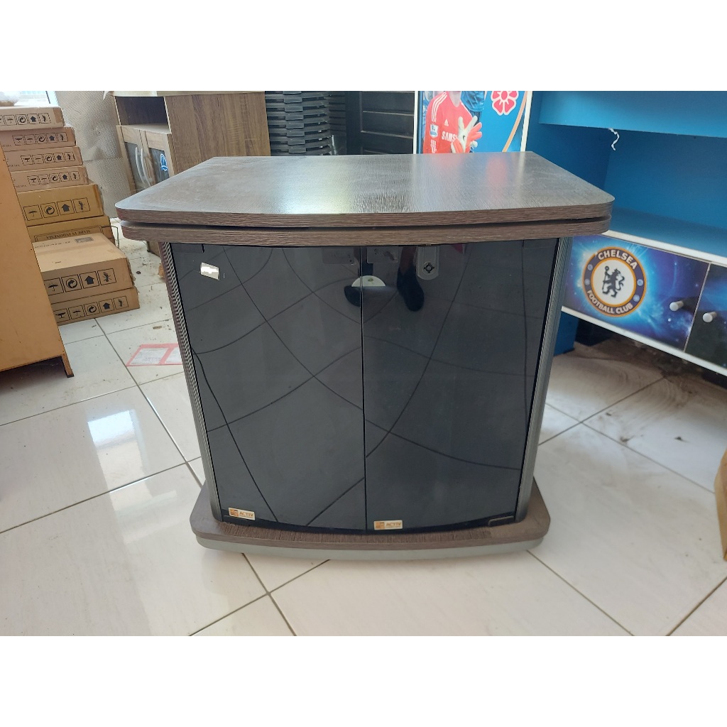Meja TV Activ mejanya bisa di putar + roda
