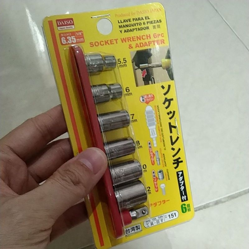 Daiso Kunci Sok Set Ukuran Kecil 6Pc Dengan Adapter Socket Wrench
