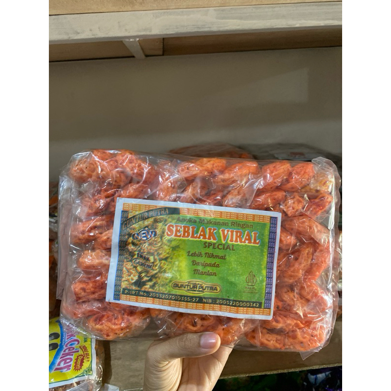 

camilan pedas camilan viral kerupuk pedas