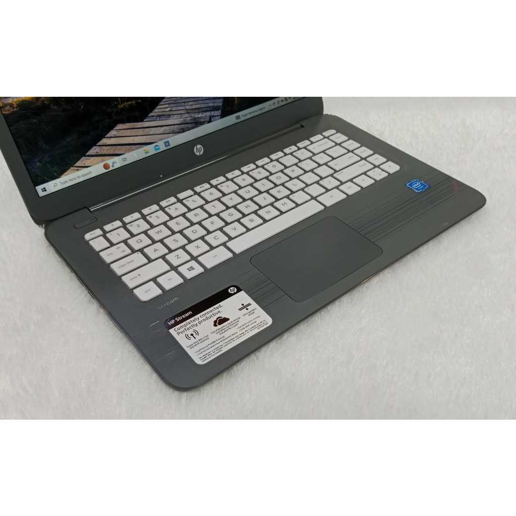 Laptop Leptop  Hp Stream 14-cb112wrn, Intel Celeron - N4000, Ram 4gb 14 inc Siap Pakai