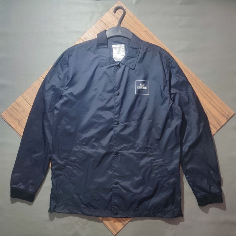 coach jacket hum