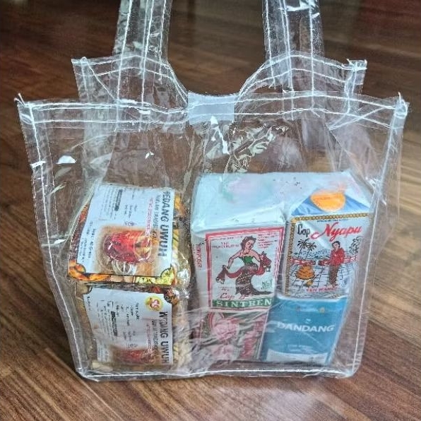 

RB Wedang Uwuh Komplit Original Tradisional Teh Gopek Sintren Nyapu Hampers Oleh Oleh Solo