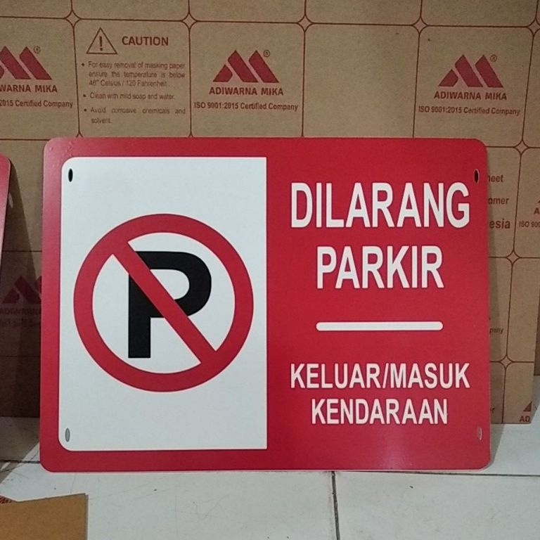 

ART B3M Dilarang Parkir Jalur Keluar Masuk Kendaraan Sign In Rambu Acrylik Stiker Cut