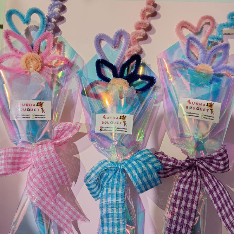 Mini Buket Single Flower Kawat Bulu / Bucket Bunga Wisuda / Pipe Cleaner Bouquet Ultah Murah Hologra