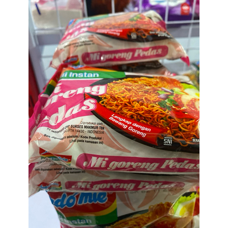 

30pcs INDOMIE GORENG PEDAS PAKET HEMAT isi 30pcs