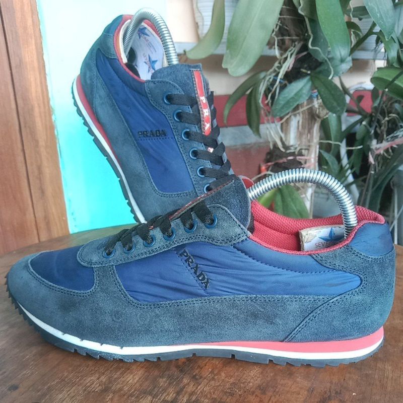 prada sport size 41