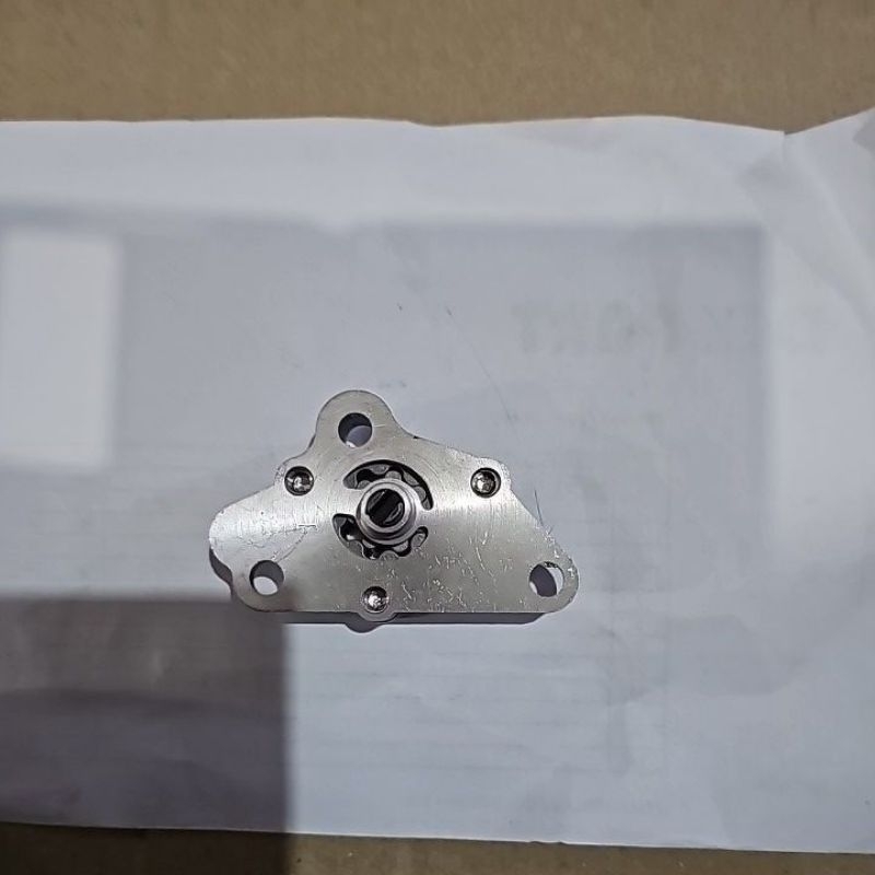 pompa oli grand/supra