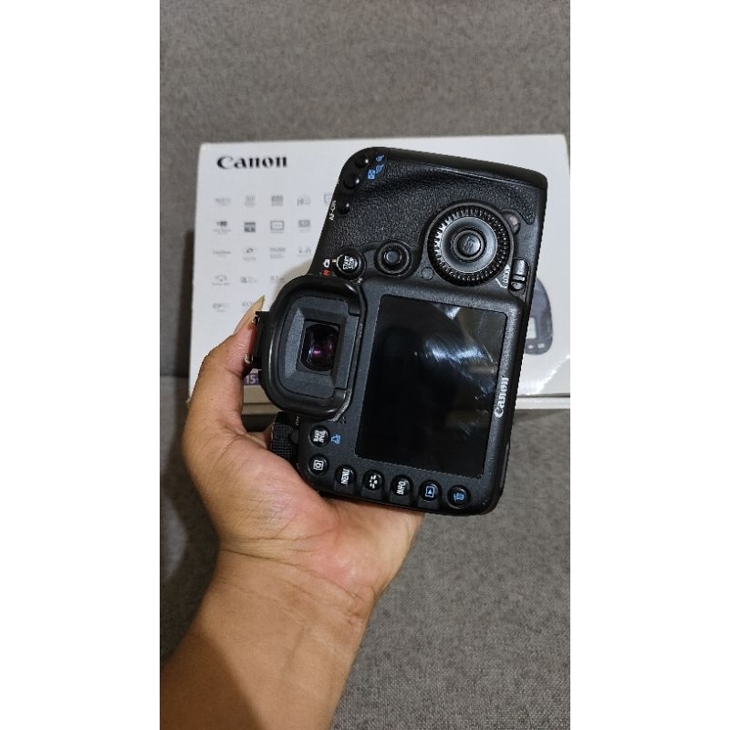 canon 7d body only
