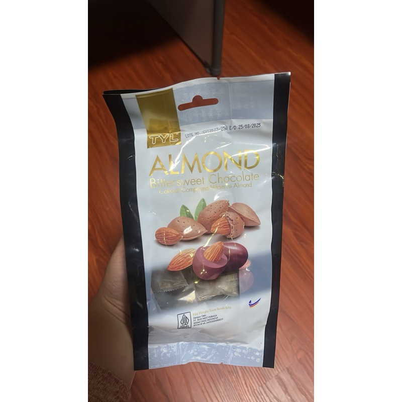 

(TERMURAH) Tyl Almond Bitterweet Chocolate 100gr Import Malaysia