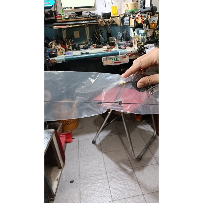 ANTENA UNTUK DI MOBILFREKUENSI DUAL BAND UHF DAN VHF
KHUSUS UNTUK HT CHINA
KONEKTOR SMA FEMALE
BUAT 