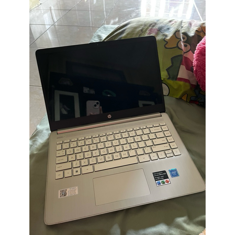 LAPTOP MATI HP 14s