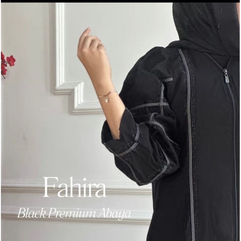 ABAYA FAHIRA