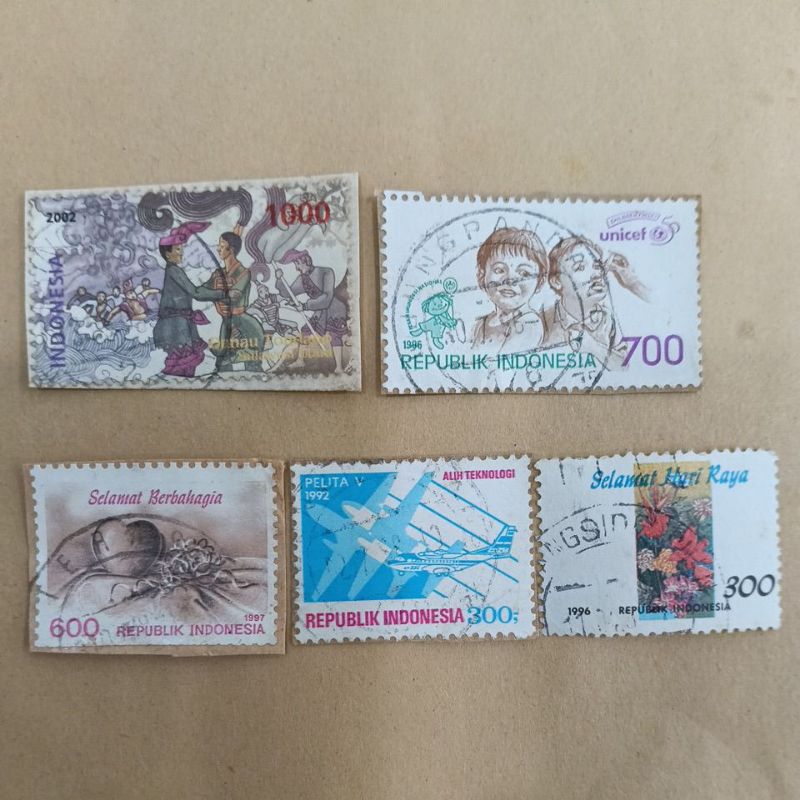

perangko bekas Indonesia 5pcs