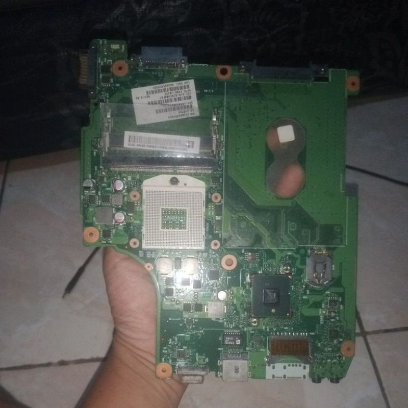 bahan motherboard toshiba C640