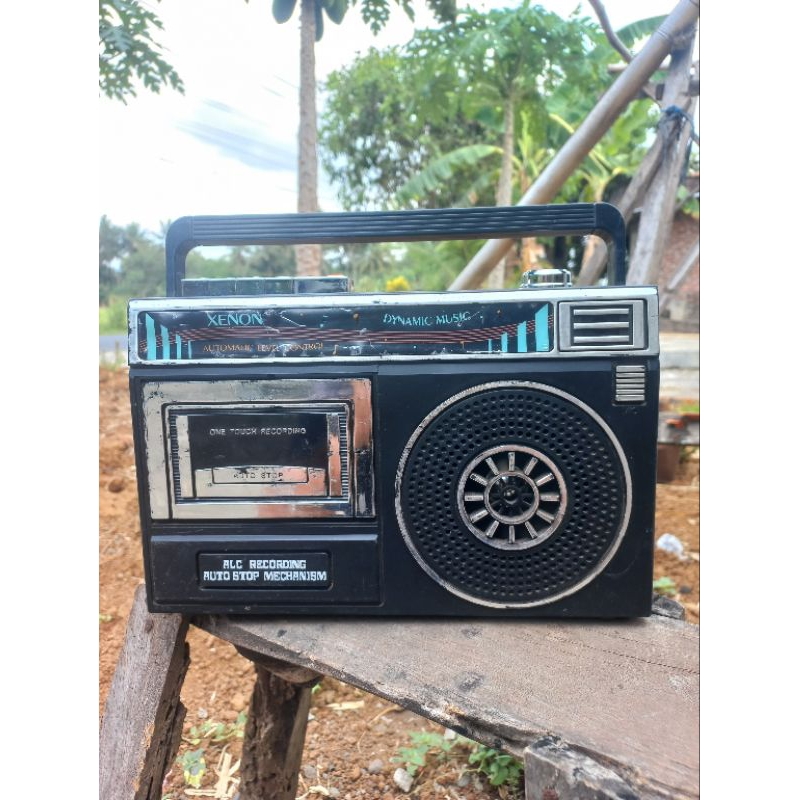 tape recorder xenon jadul nyala display