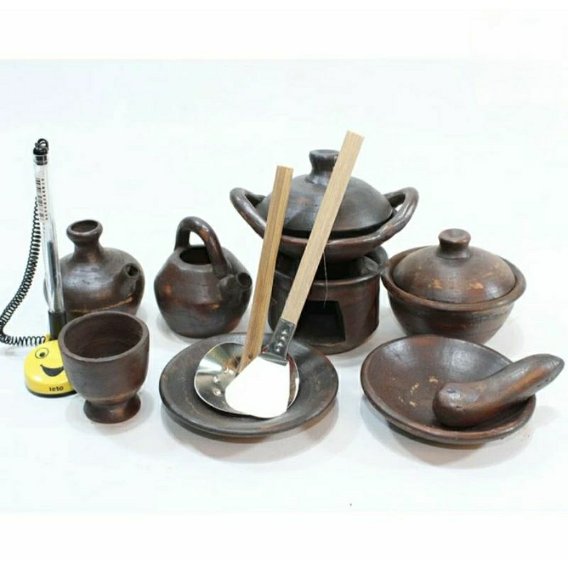 MAINAN ANAK-ANAK PEREMPUAN SATU SET LENGKAP MAINAN MASAK-MASAKAN DARI TANAH LIAT NATURAL