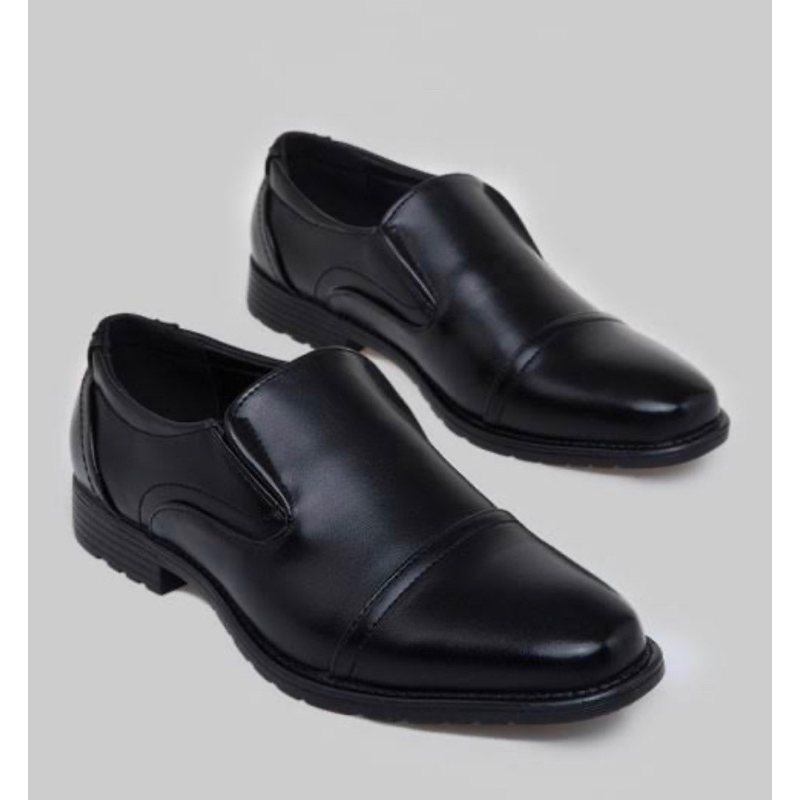 Sepatu Cole