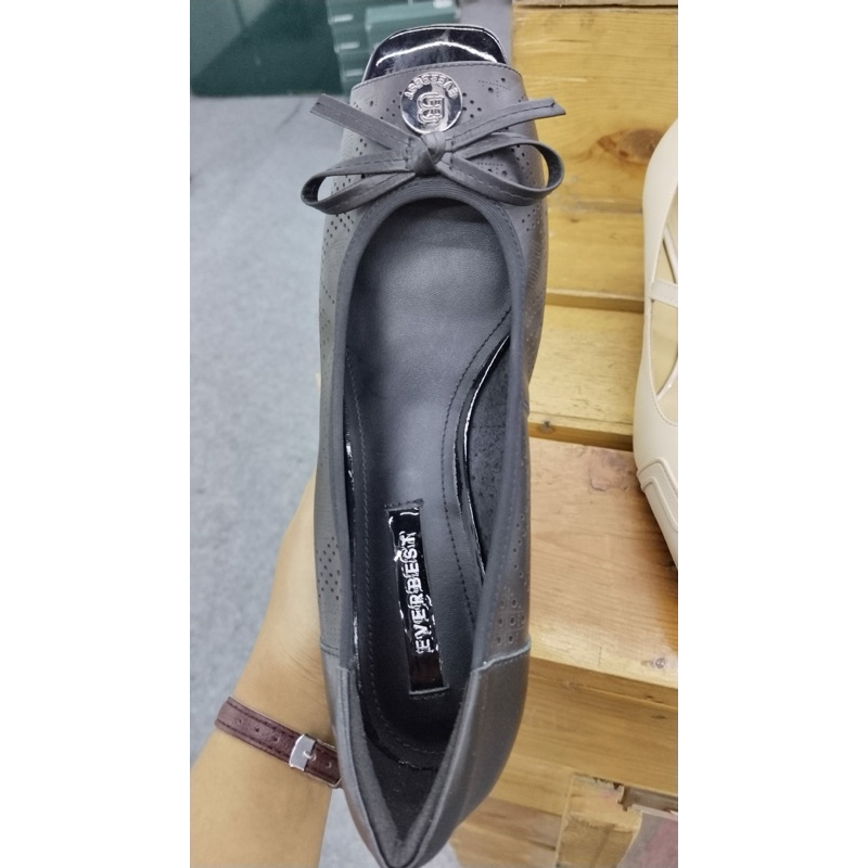 EVERBEST WEDGES ORIGINAL COUNTER