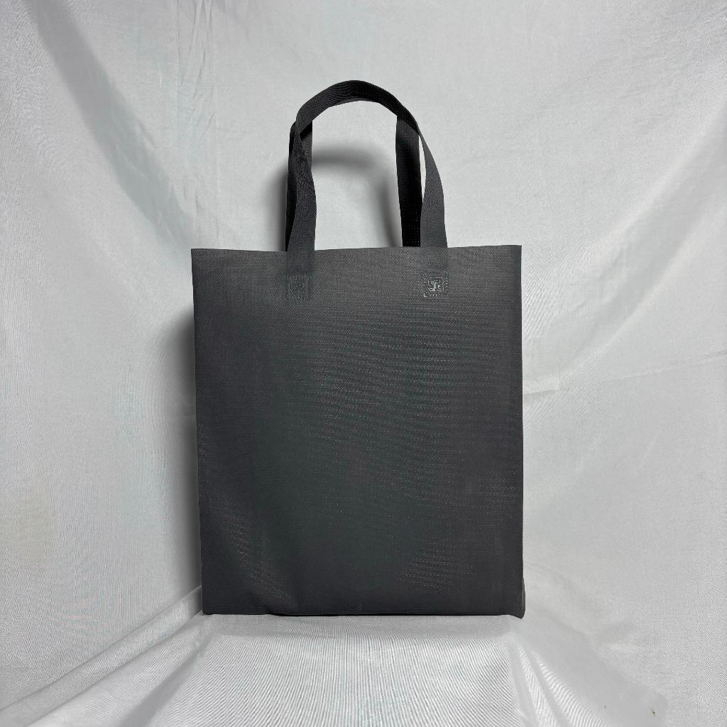 

TAS SPUNBOND HANDLE LIPAT SAMPING (HLS) 30X40X10 CM 75GR POLOS UNTUK TAS SOUVENIR, SYUKURAN, MENGENANG, PROMOSI, BANSOS,DLL