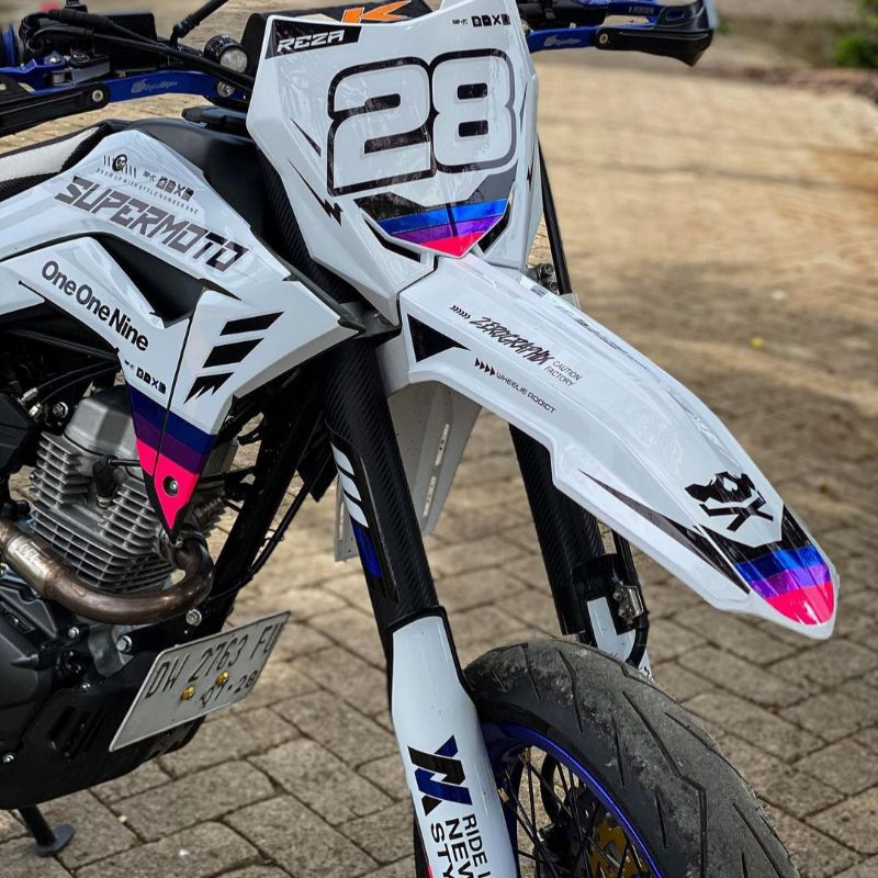 021 DECAL - DECAL CRF PUTIH WHITE STYLE CALM