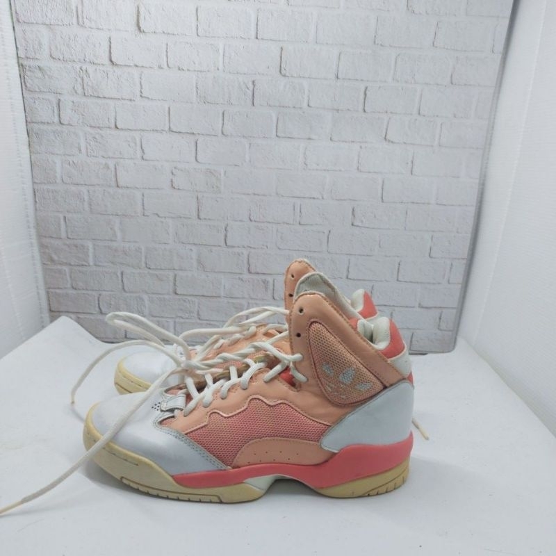 peach high adidas