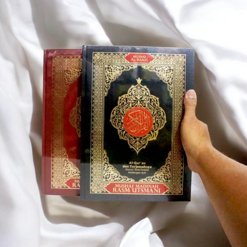 Mushaf Al Quran Al kamil A4 ( BESAR )  | Al Quran Dan TERJEMAHNYA | Mushaf Madinah Rasm Utsmani
